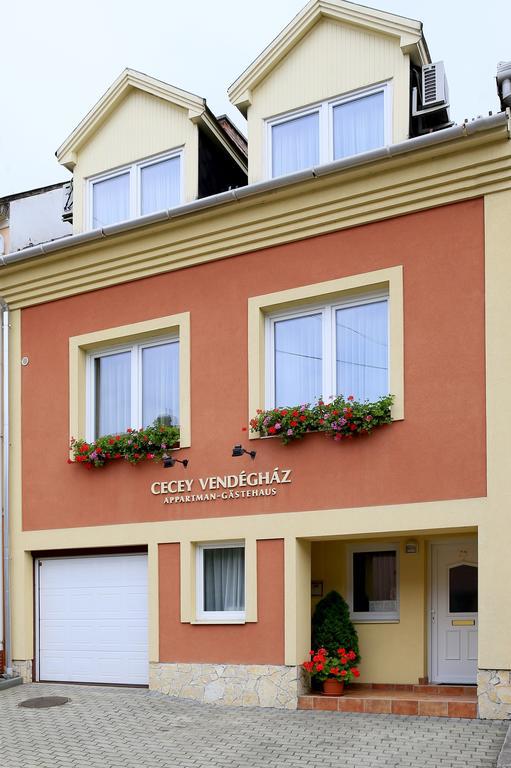 Cecey Vendeghaz Bed and Breakfast Eger Exteriör bild